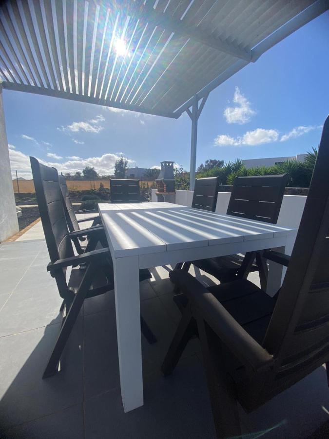 Villa Verano Apartamentos Compartidos Villaverde La Oliva Exteriör bild
