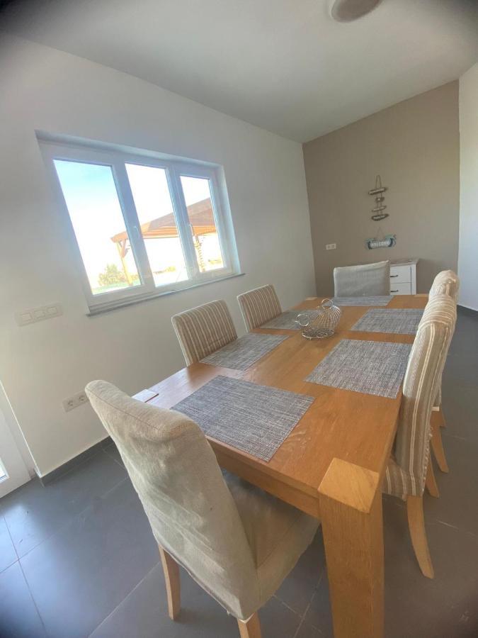 Villa Verano Apartamentos Compartidos Villaverde La Oliva Exteriör bild